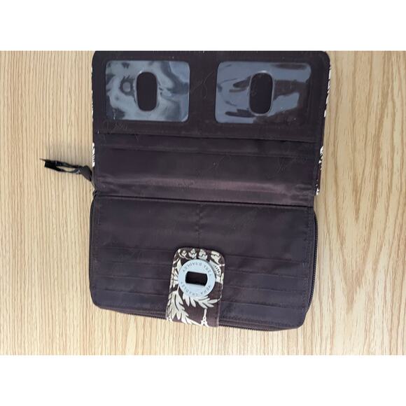 Vera Bradley Imperial Toile Quilted Zip Around Turn Lock Wallet/Cards 8 X 5 -EUC - Picture 11 of 16